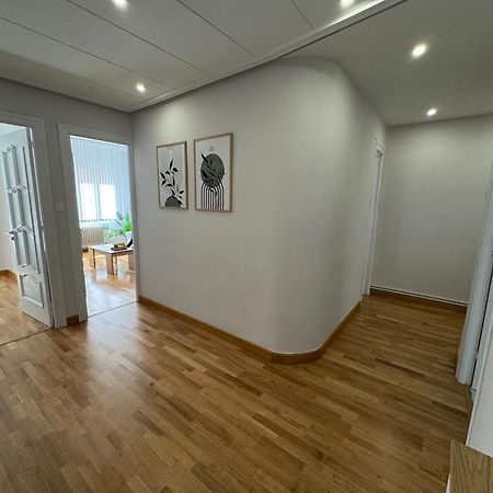Rioja Centro Ayuntamiento By Apartamentos Логроньо Экстерьер фото