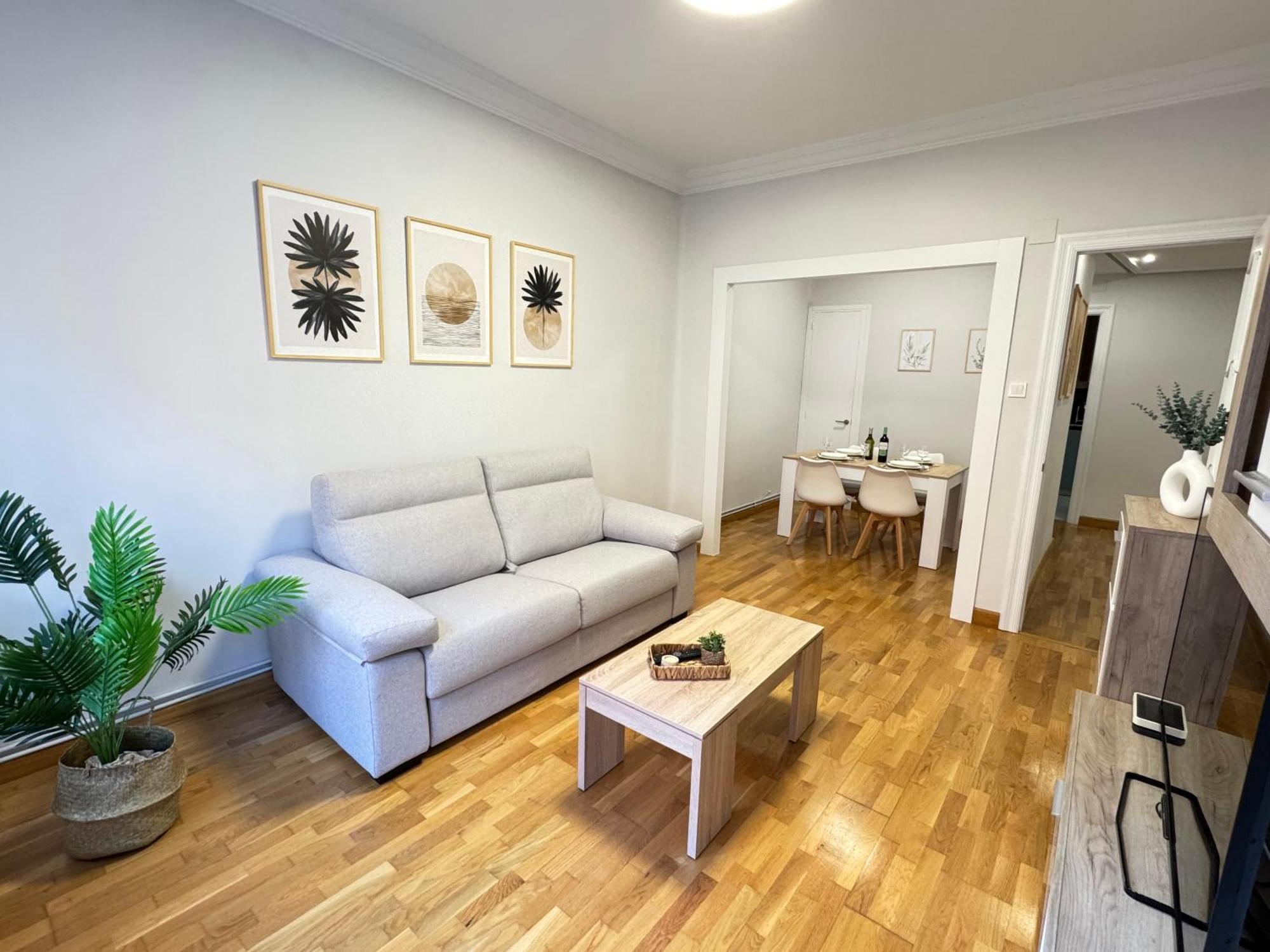 Rioja Centro Ayuntamiento By Apartamentos Логроньо Экстерьер фото