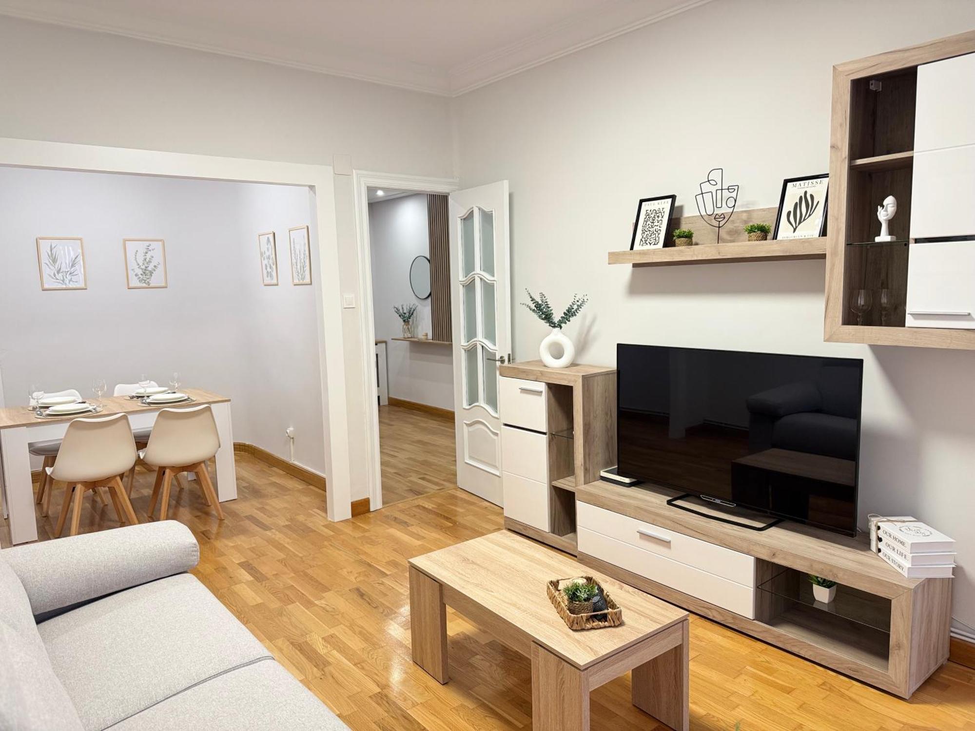 Rioja Centro Ayuntamiento By Apartamentos Логроньо Экстерьер фото